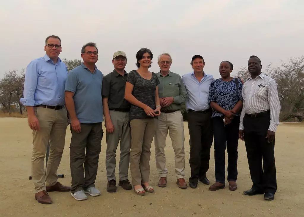 Prominent people who attended the KfW Phase II infrastructure Development Inauguration included (from left) Mr. Volker Oel - Head of Cooperation German Embassy Pretoria, Dr. Joachim Nagel - KfW Board Member, Mr Werner Myburgh – Peace Parks Foundation CEO, Mrs. Theresa Sowry- SAWC CEO, Dr. John Hanks – Former CEO of WWF-SA, Mr. Nils Meyer – Principle Project Manager KfW, Mrs. Deborah Kahatano - Senior Programme Officer, Natural Resources and Wildlife SADC and Mr. Moses Chakanga – Natural Resources Management Advisor SADC. 